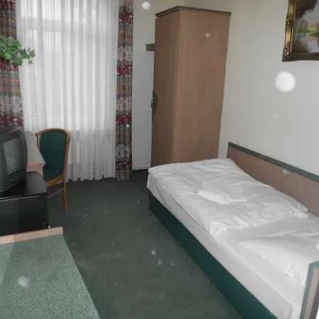 Ξενοδοχείο Deutsches Haus 3*